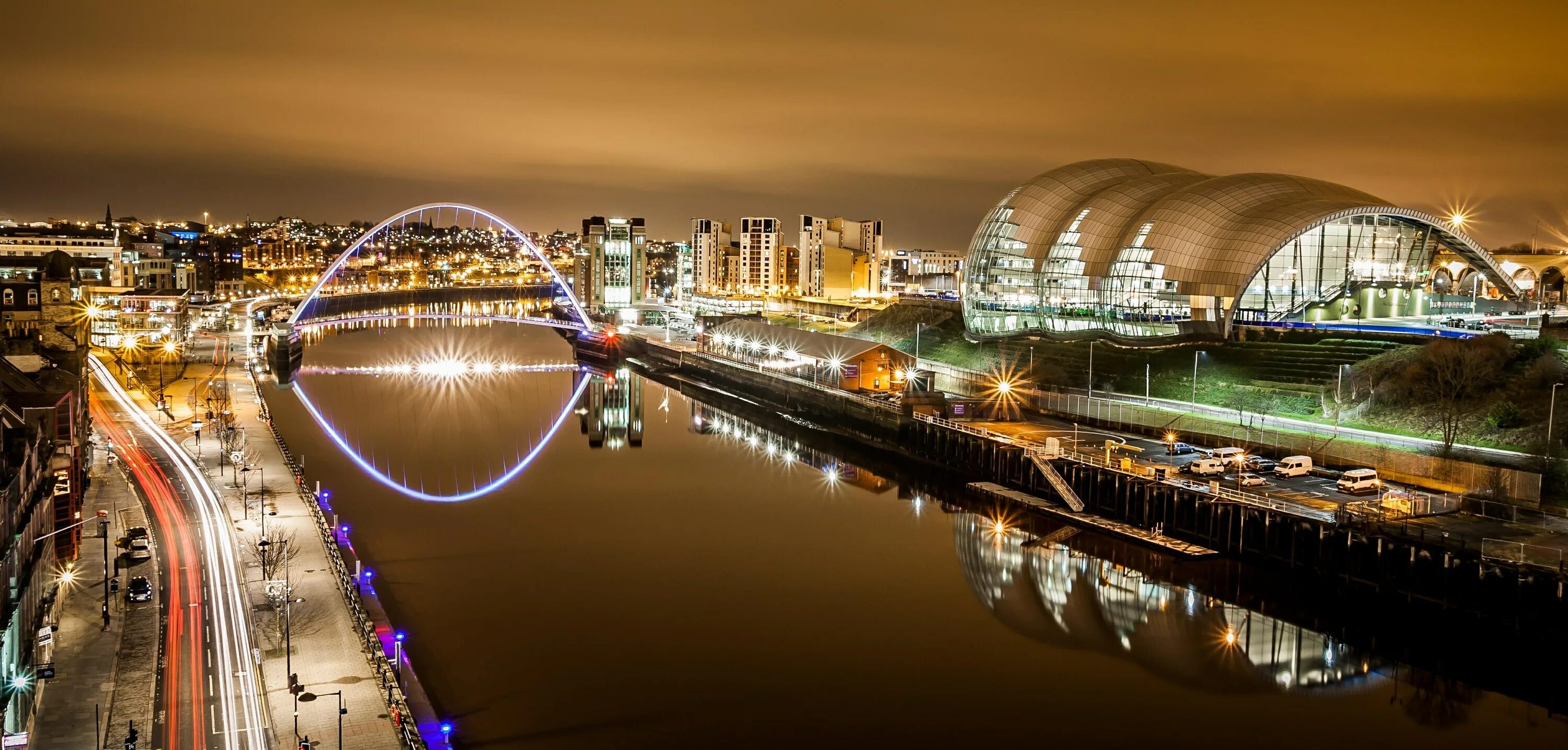 Ньюкасл апон тайн. Ньюкасл-апон-тайн, Англия, Великобритания). Newcastle upon Tyne город. Ньюкасл апон тайн город.