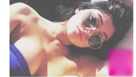 Kylie Jenner Rocks Major Cleavage In New Pic: Trying To Make Selena Gomez J...