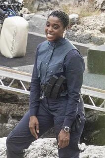 Armed look