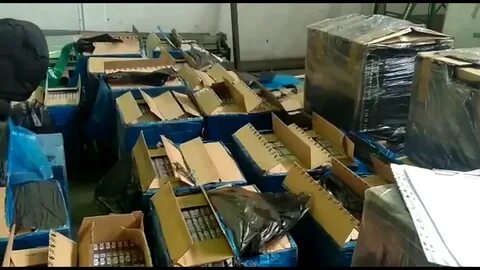 У таможенника нашли тонны золота