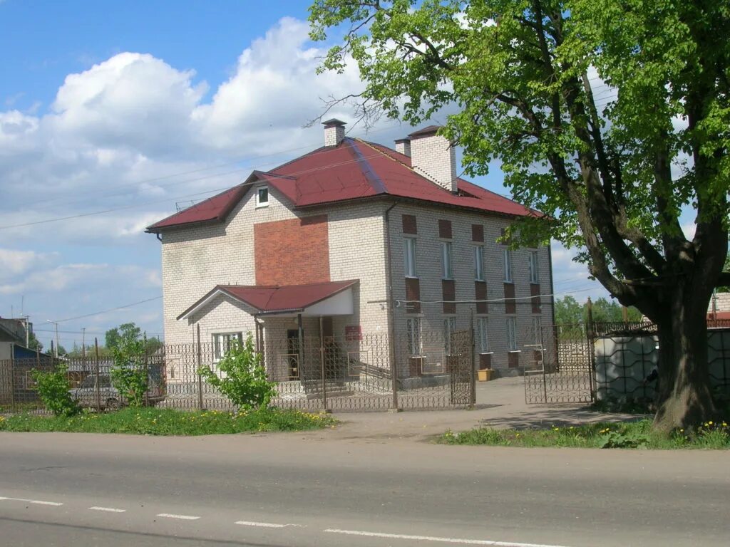 Солецкий районный суд новгородской. Шимск Новгородская улица. Солецкий районный суд Шимск. Посёлок Волот Новгородской области. Солецкий районный суд Новгородской области.