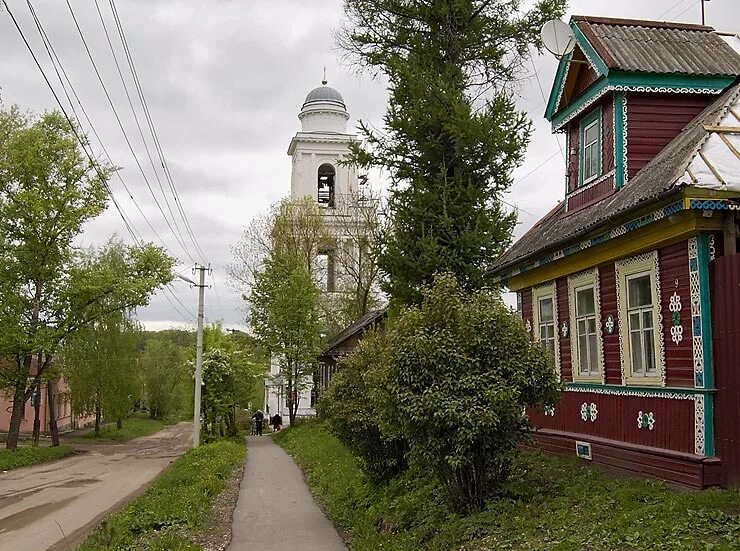 Ржев улицы города. Ржев город. ржев набережная. современный город ржев. ржев архитектура.