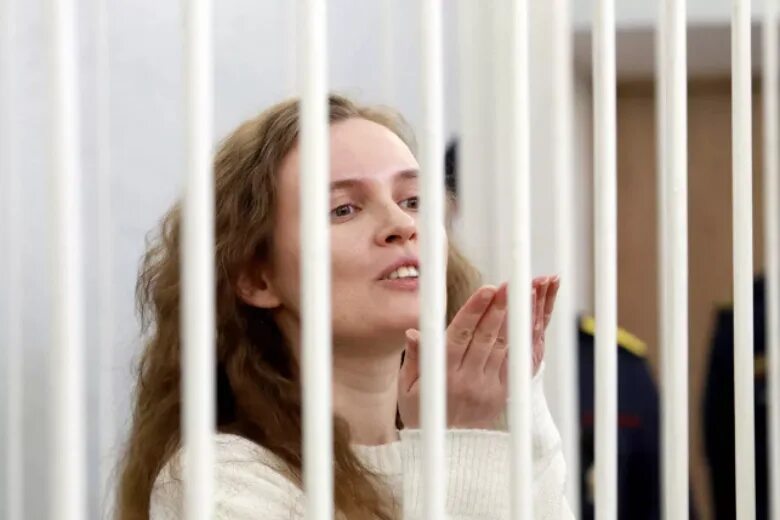 Мухамедиулы арыстанбек семья. Мухамедиулы арыстанбек семья. Мухамедиулы арыстанбек семья. Улюкаева захарченко. Приговорили к 8 годам.