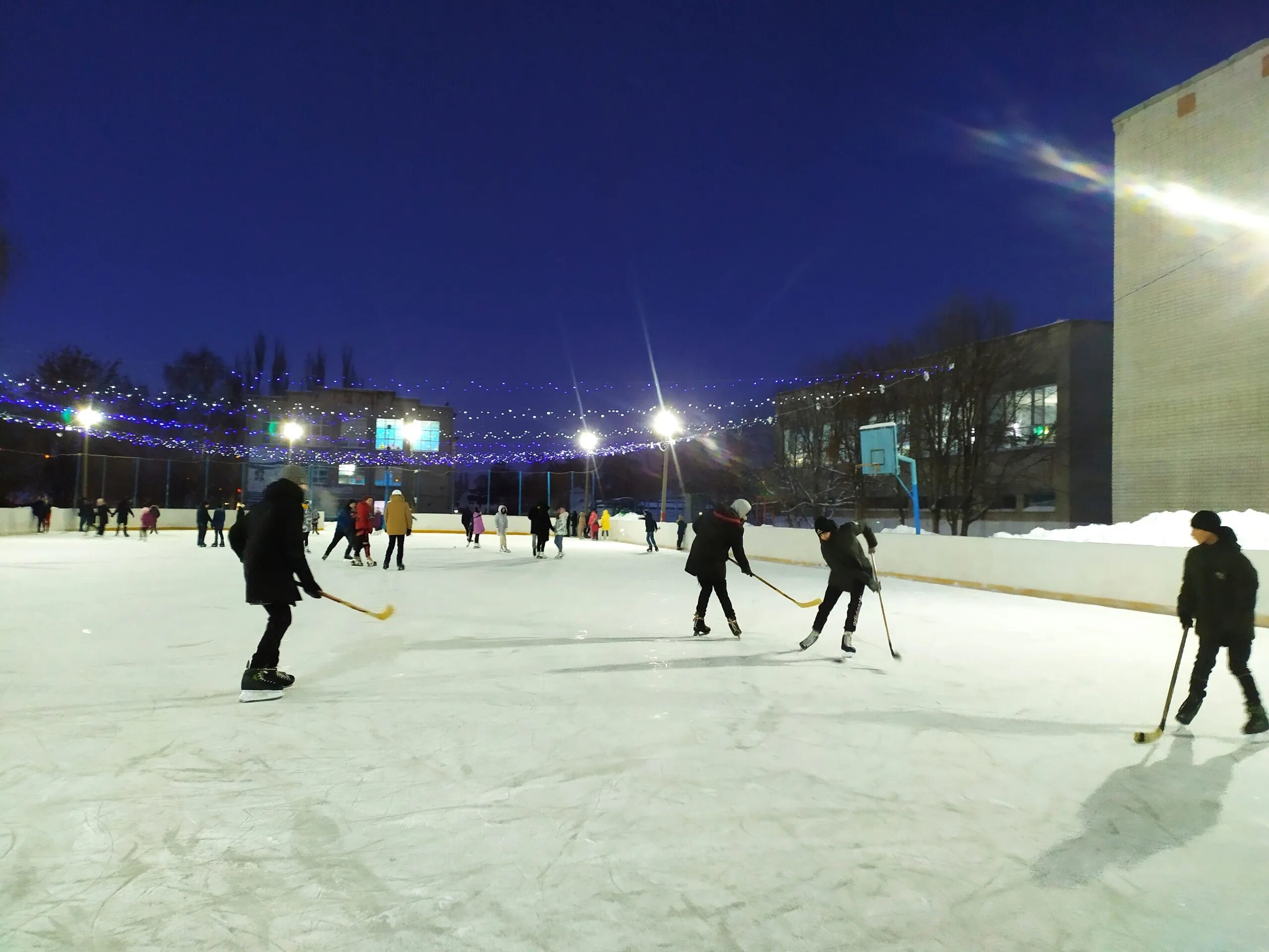 Каток петровское