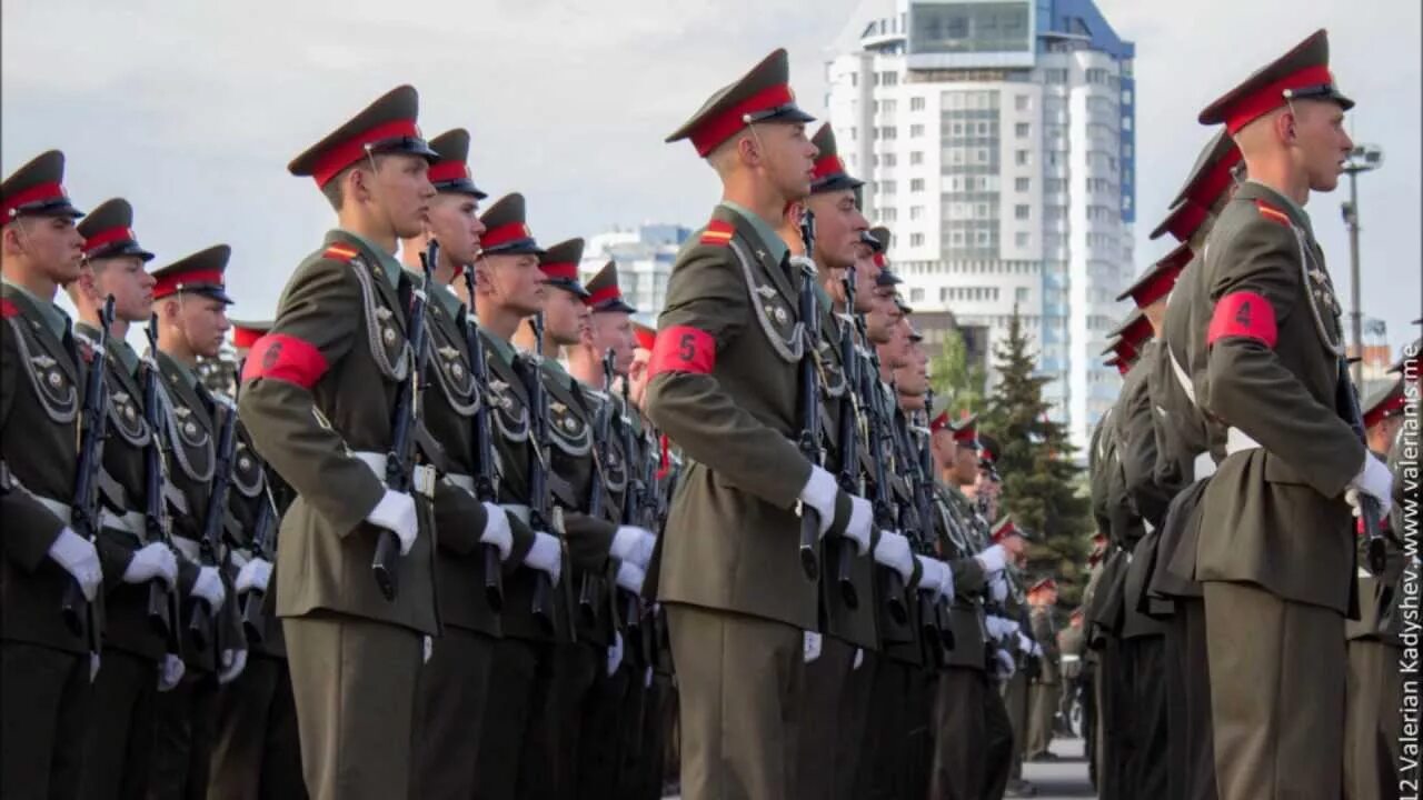 Военные 2012 года. Парад 2012. Военный парад 2012. Парад 9 мая 2012. Парад Победы в Самаре 2012.