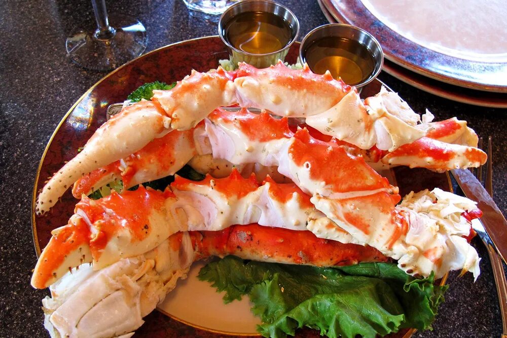 Клешни Камчатского краба. Дальневосточный краб. Red King Crab. Мясо Камчатского краба.