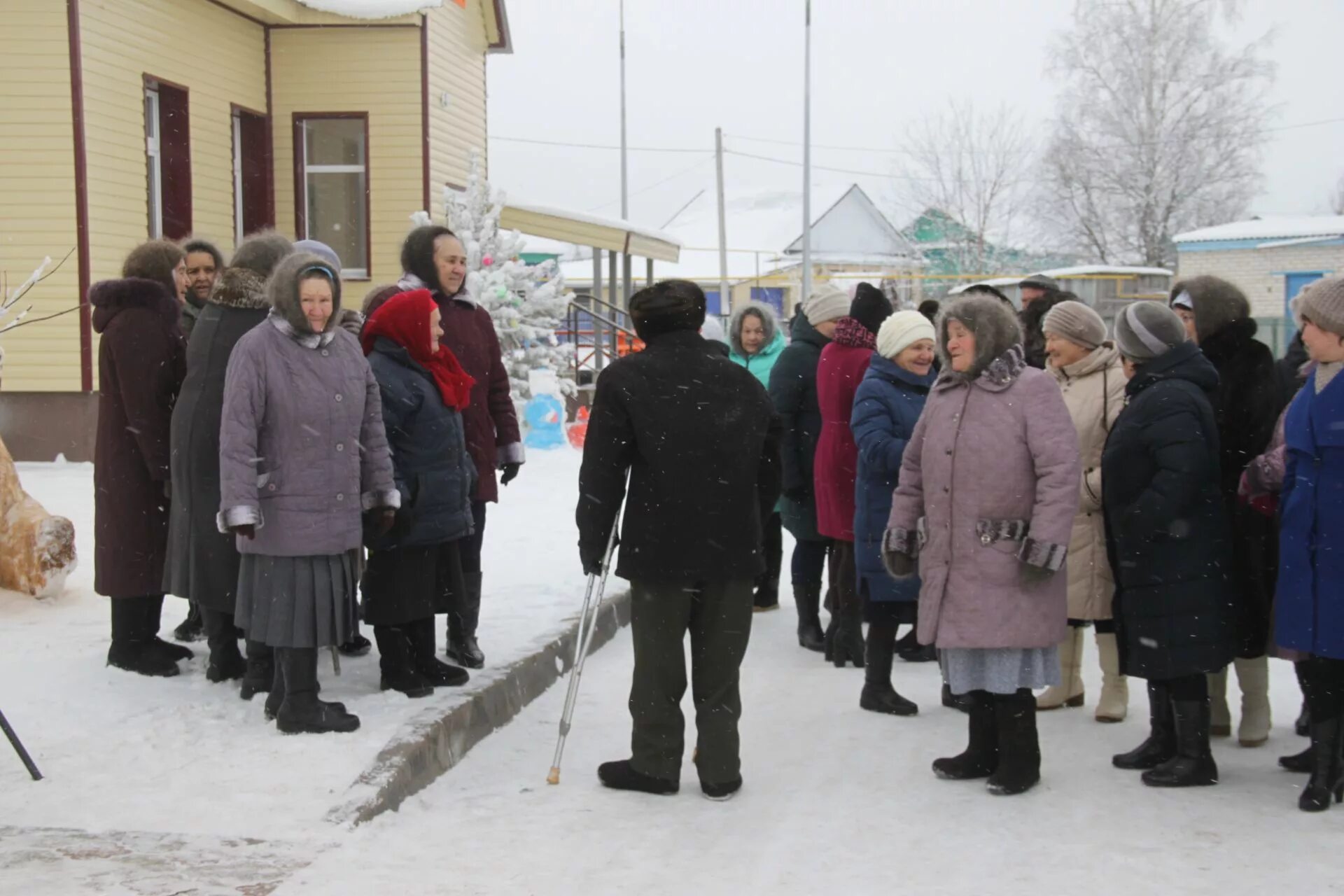 Погода тат бурнаево. Погода в алькеевском районе село татарское бурнаево. Погода тат бурнаево. Пожар татарское бурнаево. Базарные матаки селе в татарстане.
