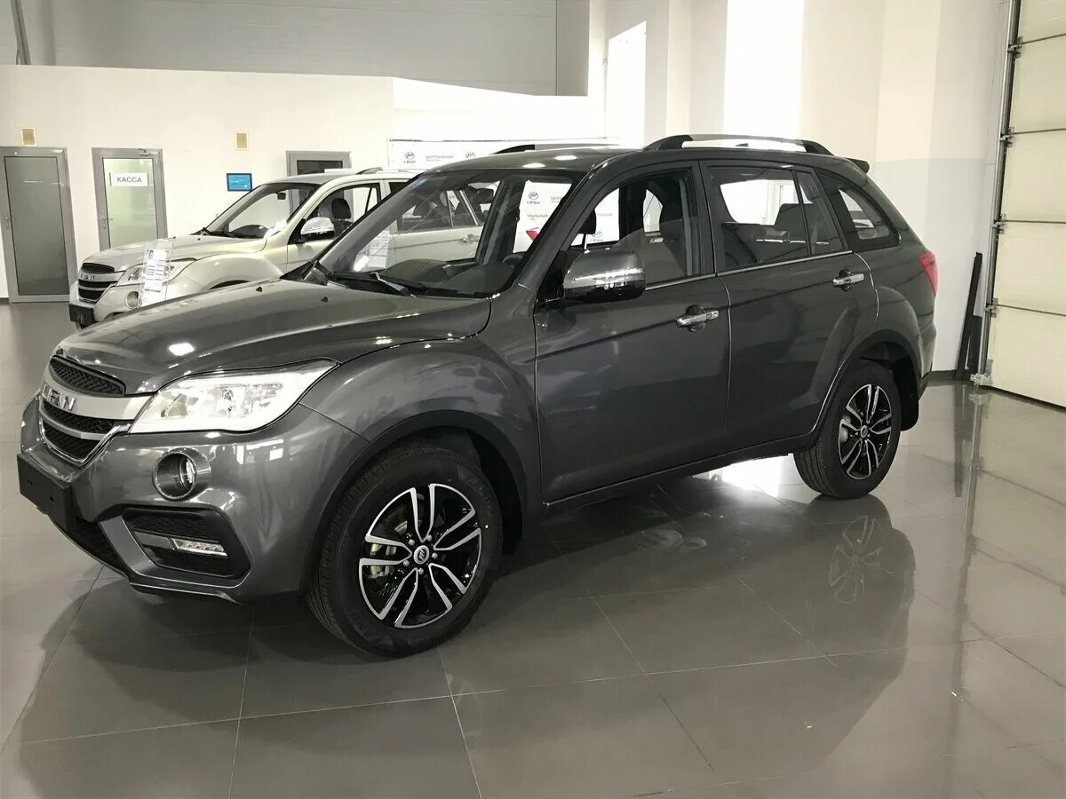 Lifan x60. Лифан x60 салон. Лифан икс 60 коробка вариатор. Lifan x60 cvt. Лифан х60 на 19 колесах.