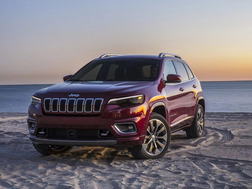 Новые модели джипов. Джип Гранд Чероки 2020. Jeep Чероки 2020. Новый Jeep Grand Cherokee 2020. Jeep Cherokee 2014-2022.