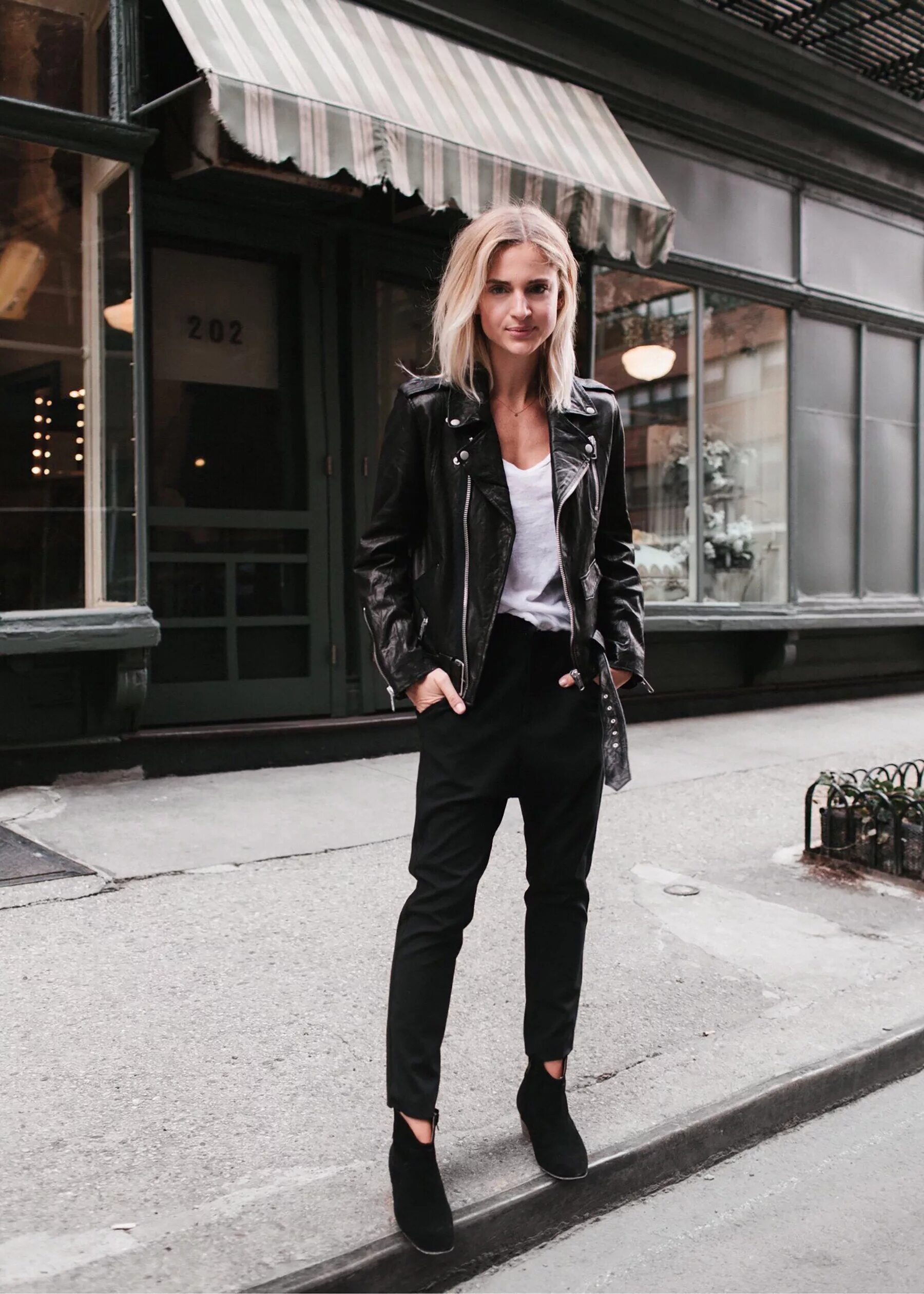 глэм рок стиль в одежде женщины. глэм рок стиль футболка. глэм панк стиль одежды. глэм рок стайл. глэм-рок стиль в одежде.