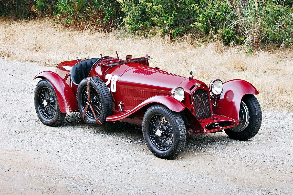 Первая модель 8. Alfa Romeo 8c 2300 Monza. Alfa Romeo 8c 2300 Monza 1931. Alfa Romeo 8c 1931. Alfa Romeo 8c Monza.