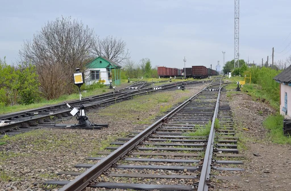 рыбница жд станция. жд вокзал усть-лабинск. жд лабинск. лабинск поезд. станция усть-лабинская краснодарский край.