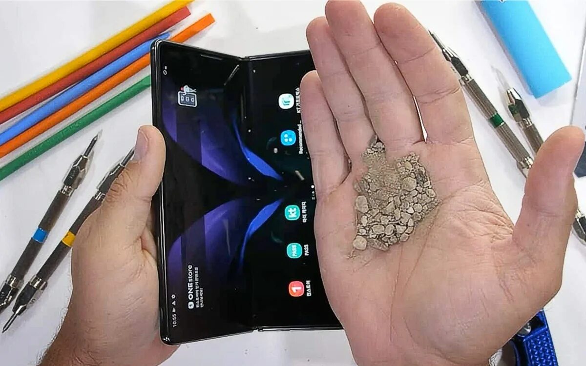 Разбитые z. Samsung Galaxy zet Fold 2. Samsung zet fold2. Galaxy z fold2 LTE. Samsung Galaxy z Fold 3.