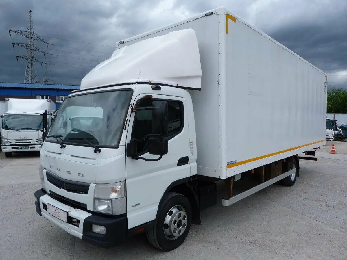 Mitsubishi fuso canter tf 2020. Митсубиси кантер грузовой. Mitsubishi fuso canter 2010. Автомобиль фусо кантер. Фусо кантер.