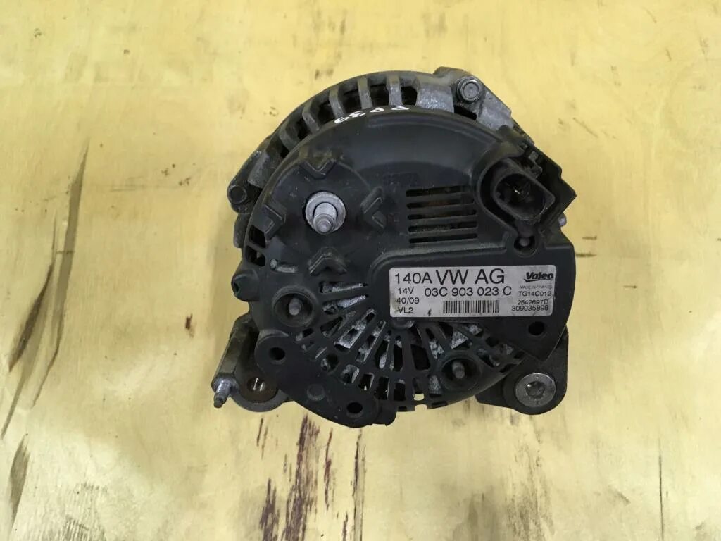 Генератор octavia a5. 03c 903 024 e генератор.