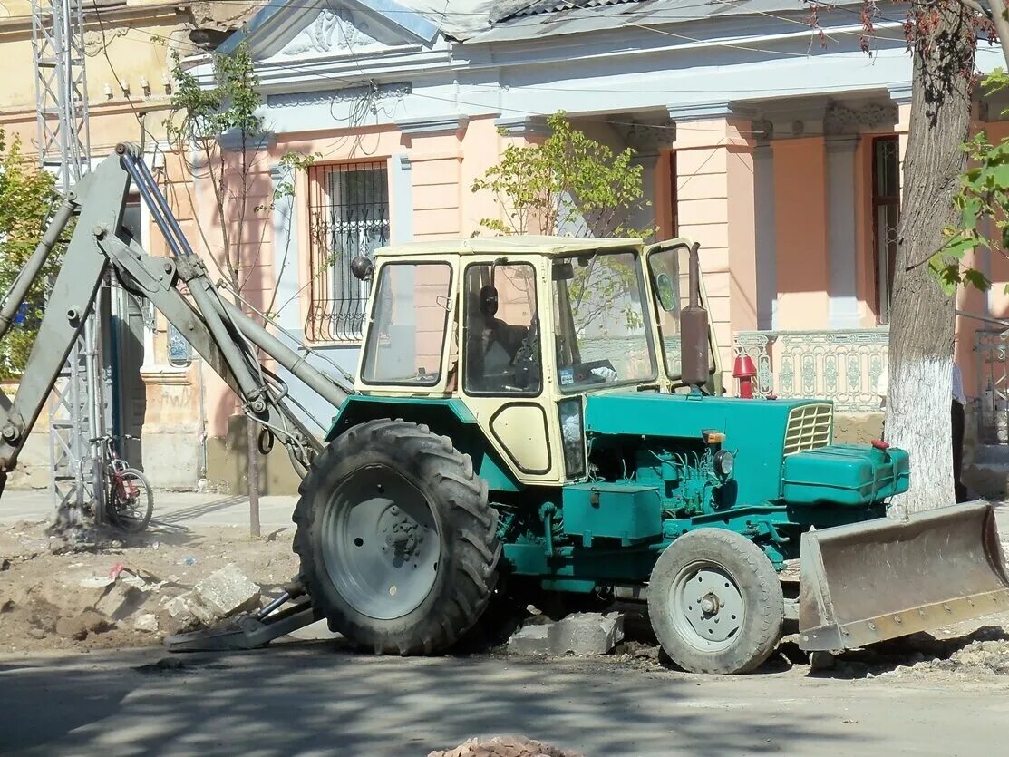 Юмз экскаватор б у. ЭО-2621 экскаватор. Трактор ЮМЗ ЭО 2621. Экскаватор ЭО-2621в-3. Трактор экскаватор ЭО 2621.