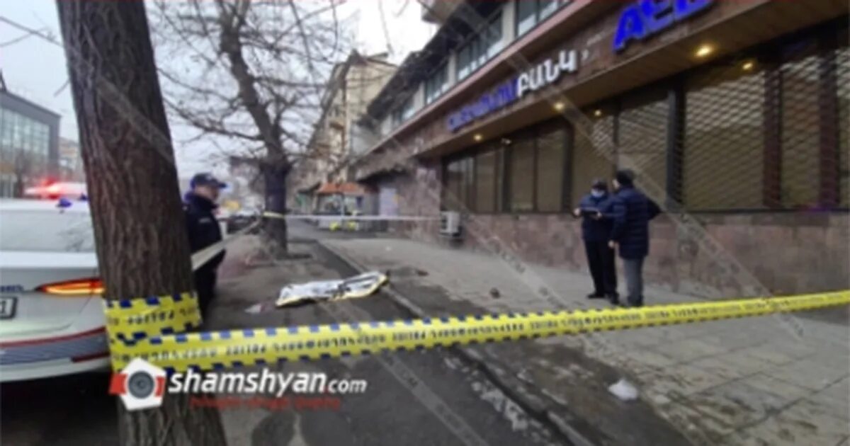 Полицейское самоубийство. Солдат покончил жизнь самоубийством. Армянин путешественник покончил жизнь самоубийством.