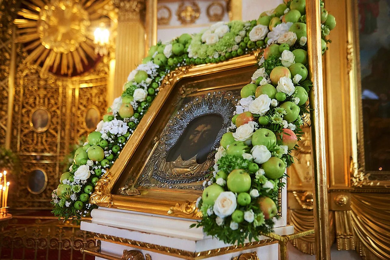 Храмовая флористика преображение господне. Базилика преображения господня на фаворе. Икона преображение в храме. Храмовая флористика преображение господне. Преображение господне храмовая роспись.