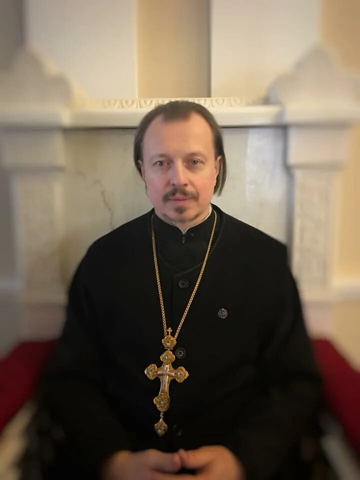 Протоиерей скобля. Священник скобля олег скобля. Протоиерей скобля олег петрович. Олег скобля батюшка. Протоиерей олег скобля в храме.