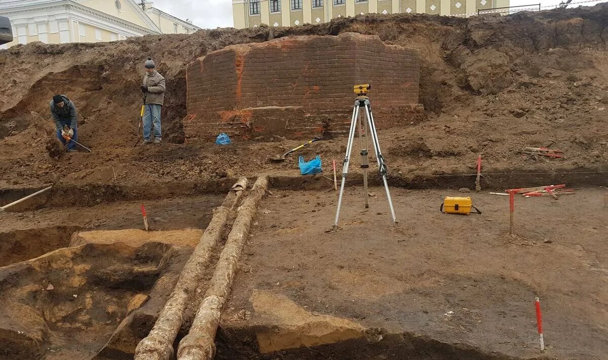 Фуникулер Нижний Новгород Кремль. Археологический раскоп Кремля Нижний Новгород. Фуникулер Нижегородский Кремль раскопки. Археологические раскопки в Нижнем Новгороде. Новгород археологические раскопки