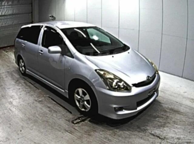 Виш g. Виш g. Виш g. Mitsubishi grandis 2011. Toyota wish 2007.