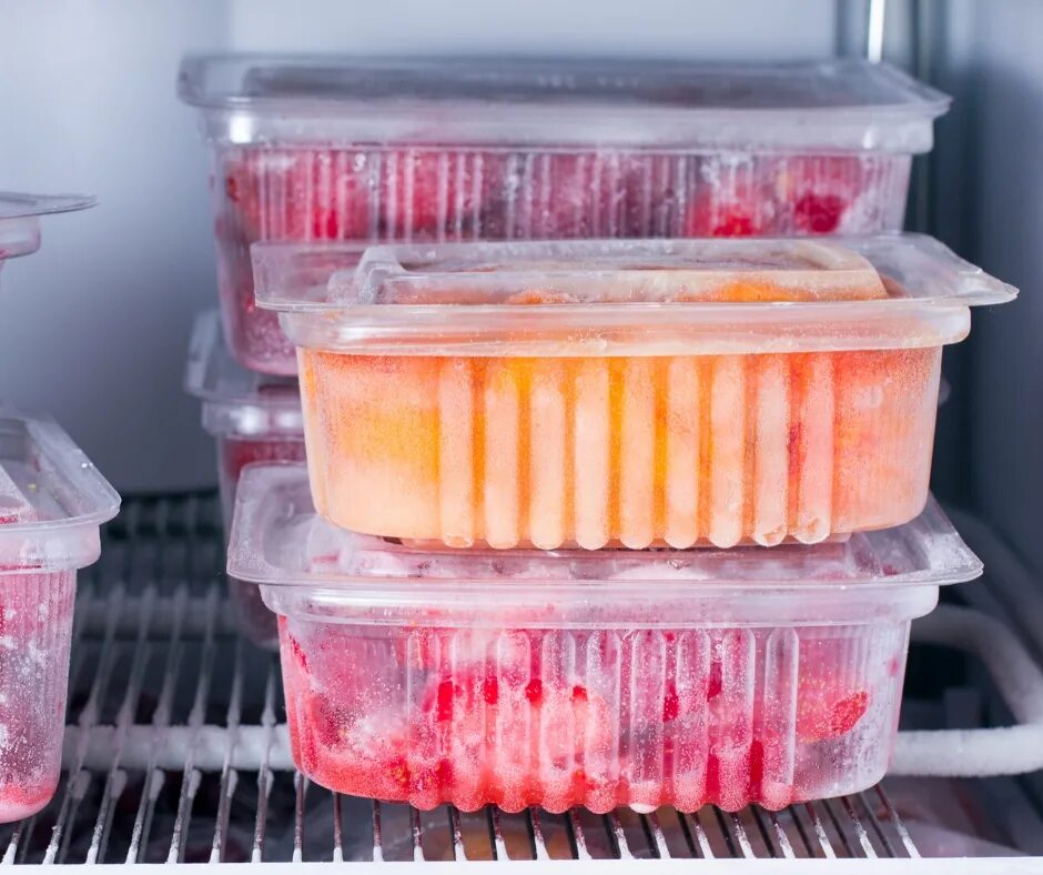 Контейнеры для заморозки. Ёмкости для заморозки ягод. Емкость для заморозке ягод. Формы для заморозки ягод.