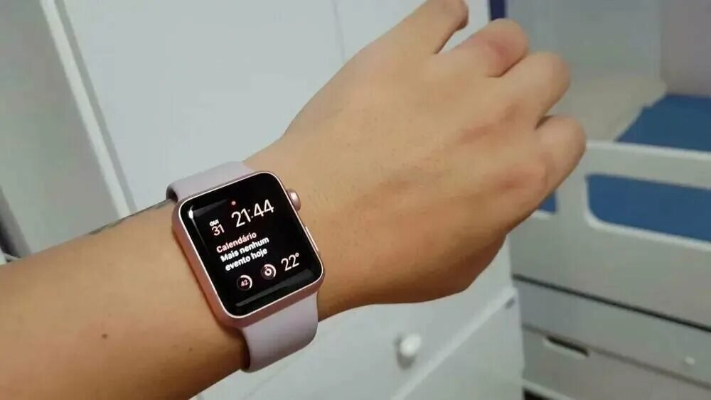 Часы 15 pro. Apple watch Series 3 38mm. Часы Apple IWATCH 3 38mm. Apple watch Series 3 38mm Rose Gold. Смарт часы женские Эппл вотч.