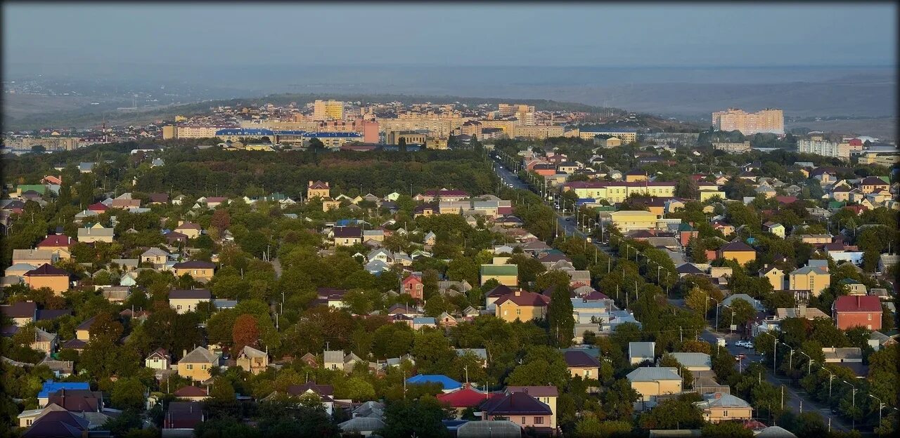 Благодарный Ставропольский край. Город Благодарный. Поселок Благодарный Ставропольский край. Благодарны город Ставрополь.