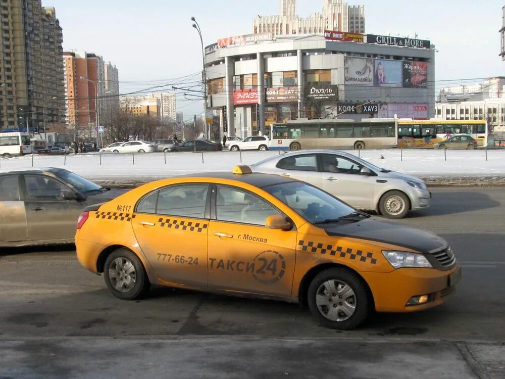 Такси есть на москве. Самозанятым или через таксопарк. Хроника столичного такси. 1905 года грузовик такси. Водители с судимостью не смогут работать в такси.