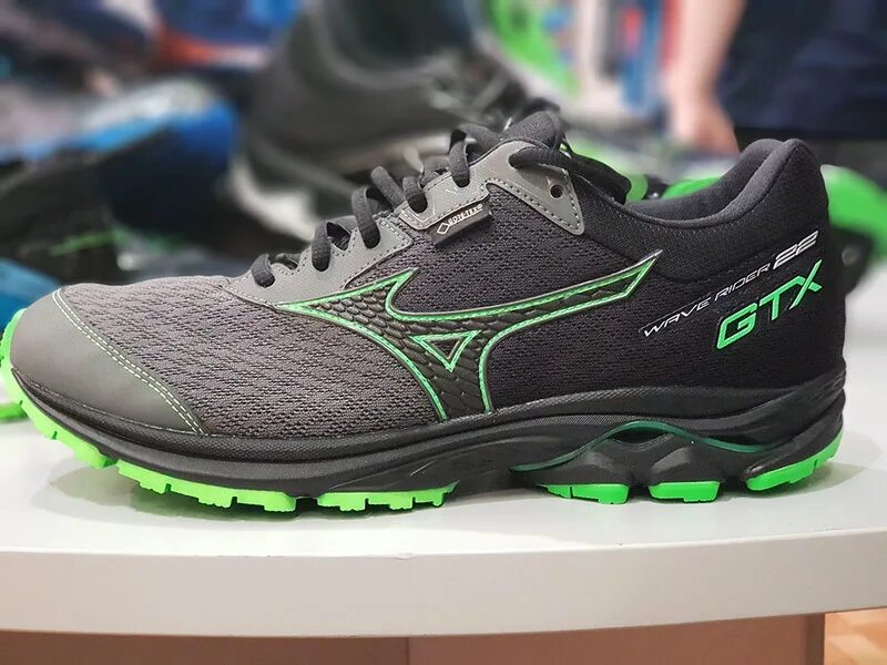 Кроссовки mizuno gtx. Mizuno Wave Rider 22 GTX. Mizuno GTX us10. Кроссовки мужские мизуно Райдер GTX. Кроссовки Wave Rider GTX 2.