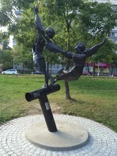 Аллея знаков