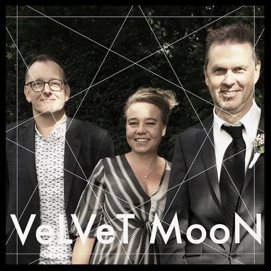 Вельвет мун. Velvet Lunar. Velvet Moon GHS. Мун групп Екатеринбург.