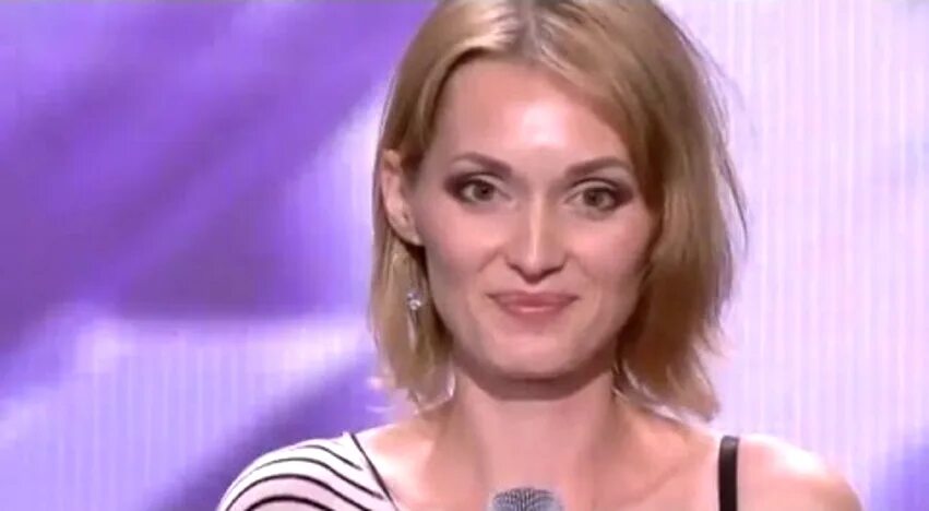 Полина гагарина и аида николайчук колыбельная. Аида шоу голос украина николайчук. Аида шоу голос украина николайчук. Аида колыбельная х фактор. Аида николайчук колыбельная.