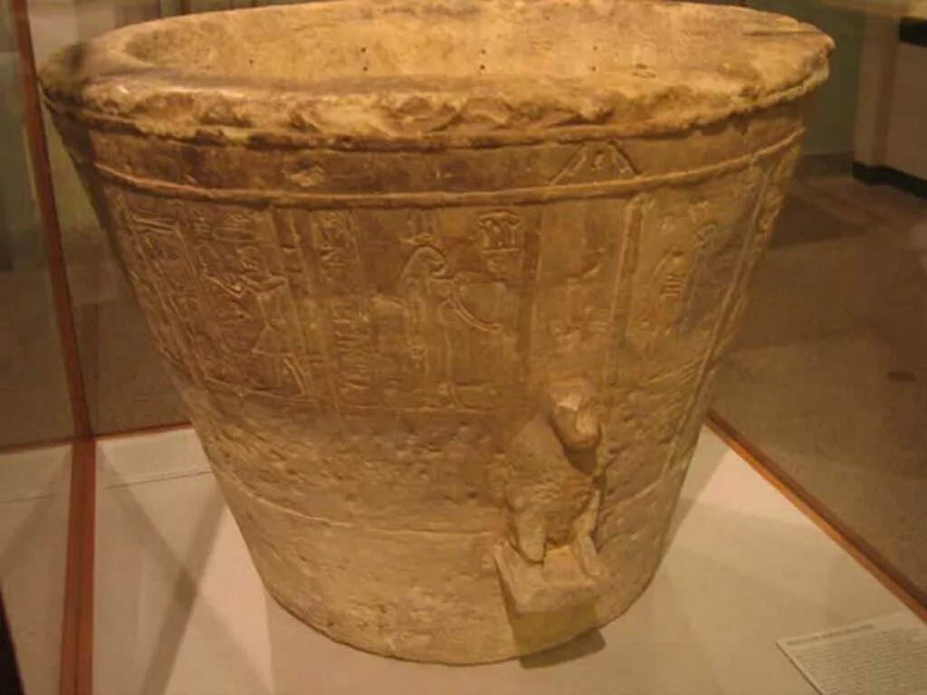 античные водяные часы