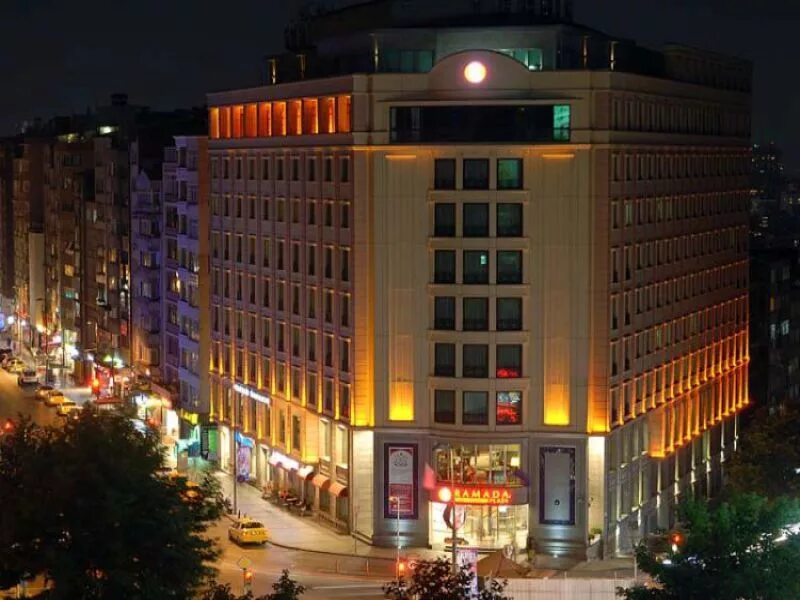 Трансфер стамбул отель. Рамада плаза стамбул. отель рамада стамбул. city center hotel стамбул. гостиницы в центре стамбула.