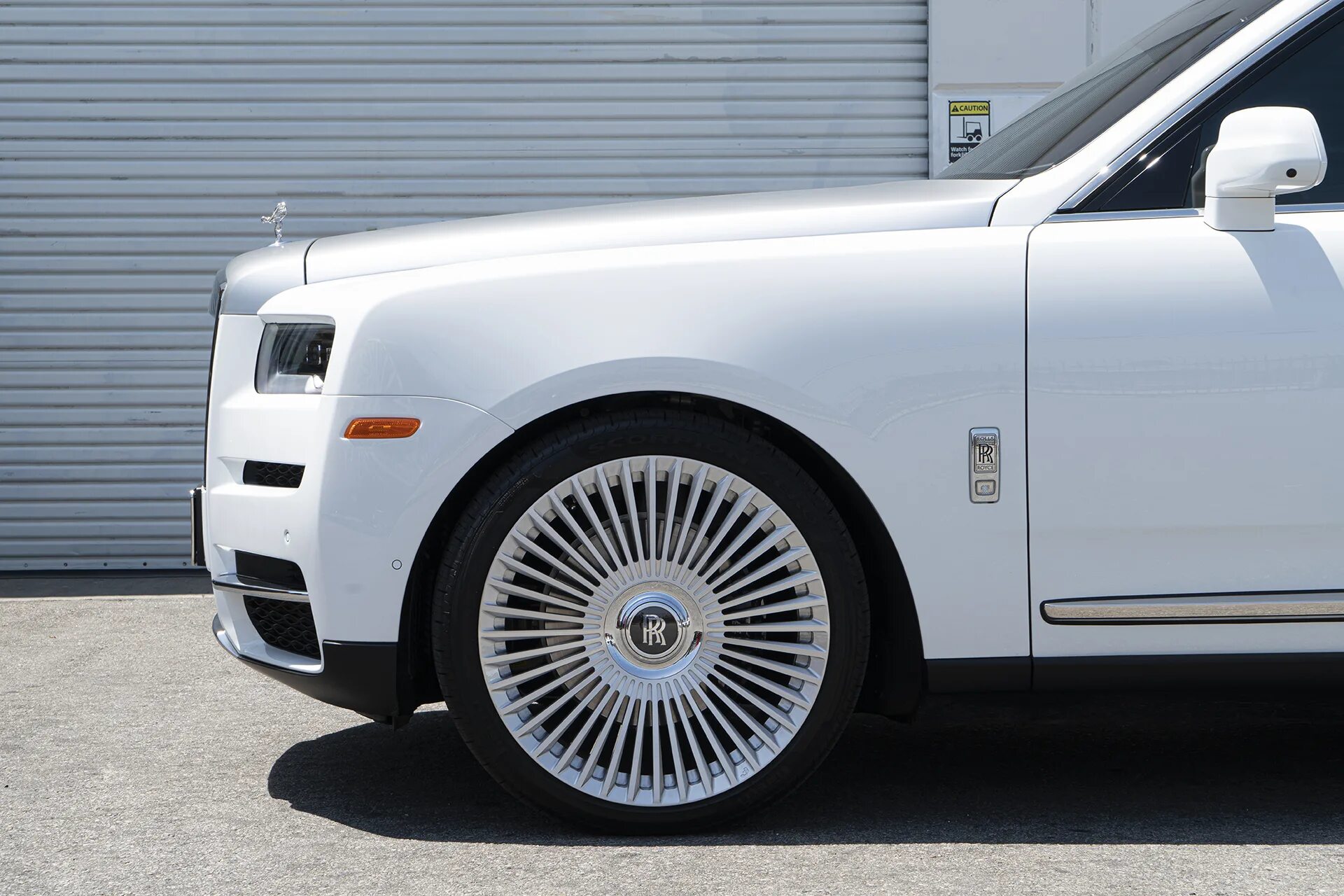 Диски роллс ройс. Forgiato Wheels Rolls Royce. Шины на Роллс Ройс. Rolls Royce Forgiato.