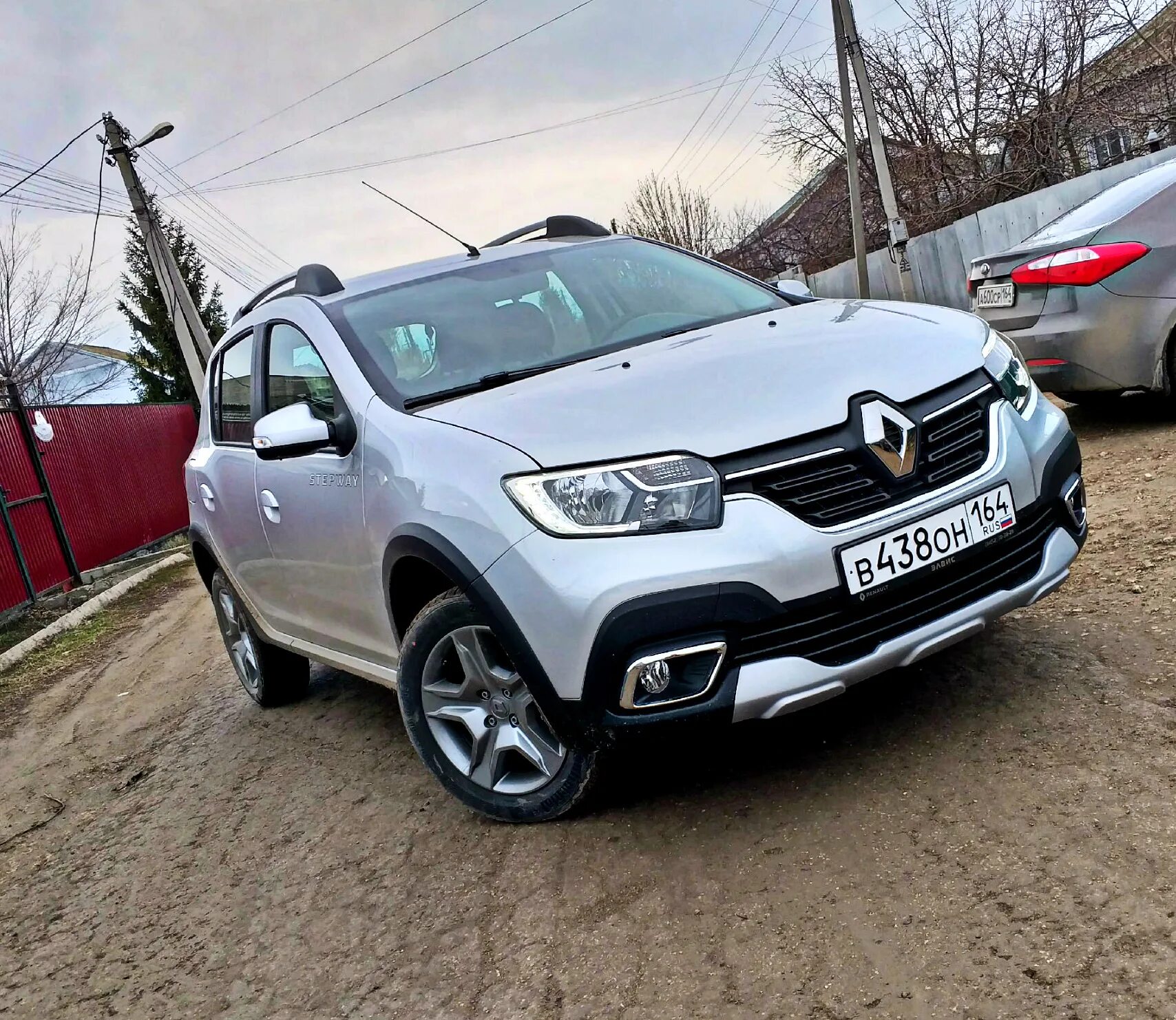 Renault Sandero Stepway 2. Рено Сандеро степвей 2020. Renault Sandero Stepway 2020. Рено Логан степвей 2020.