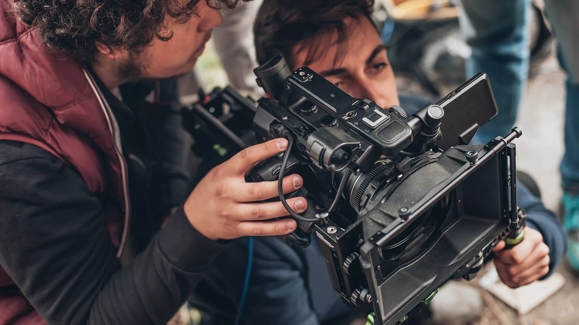 Джозеф клаппер фото. Make a movie. Кинематография. Make a movie. Filmmaking.