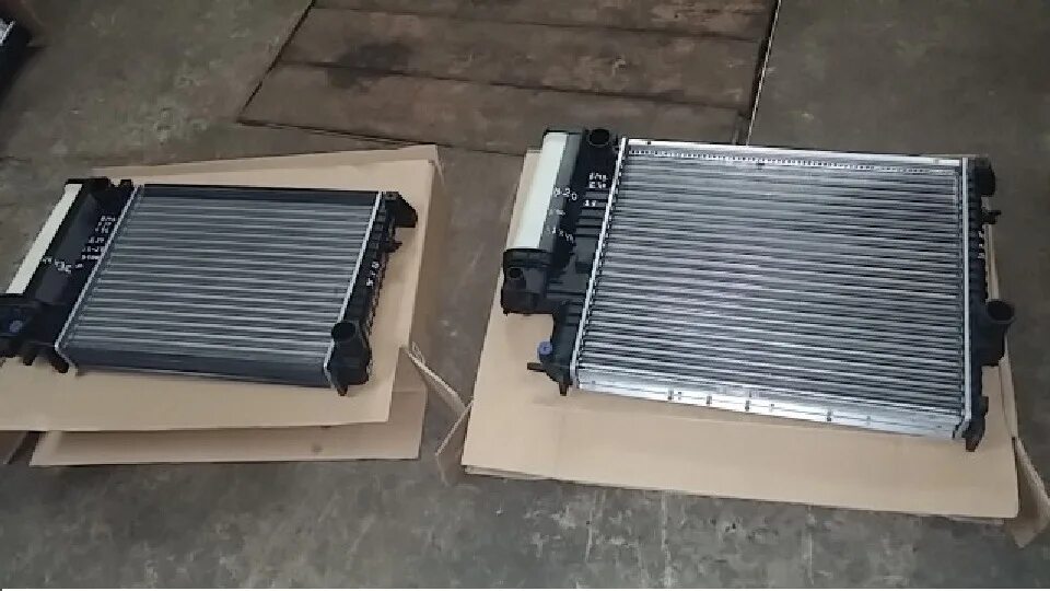 Радиатор е34. Радиатор охлаждения бмв е34. радиатор bmw e34. радиатор bmw e30 thermal. е34 радиатор от.