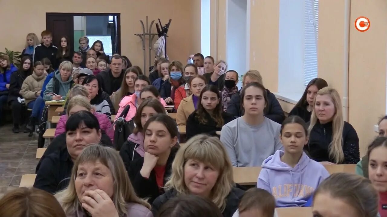 Алмазный колледж. Медколледж севастополь. училище 37. судостроительный колледж севастополь. севастопольский медицинский колледж имени жени дерюгиной.
