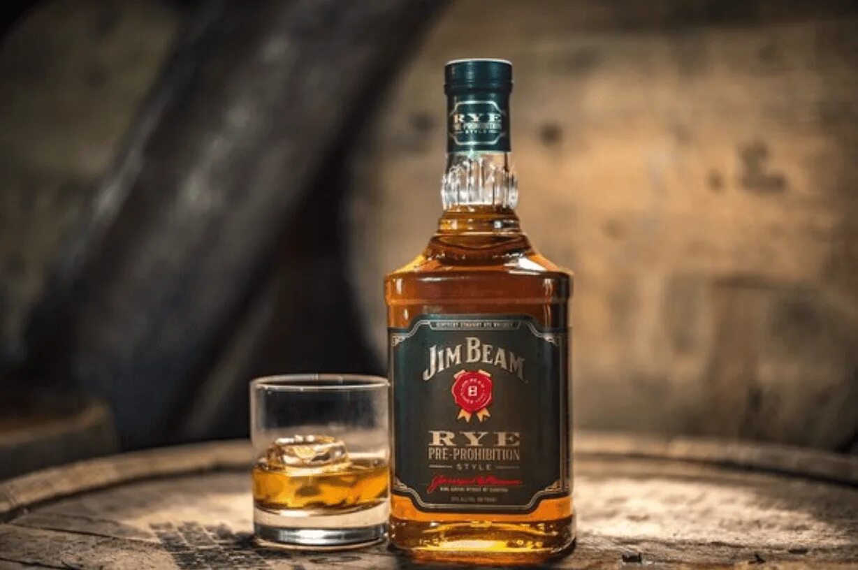 Джим рецепт. Jim beam highball со стаканом. Джим рецепт. Jim beam яблоко. Red stag jim beam коктейли.