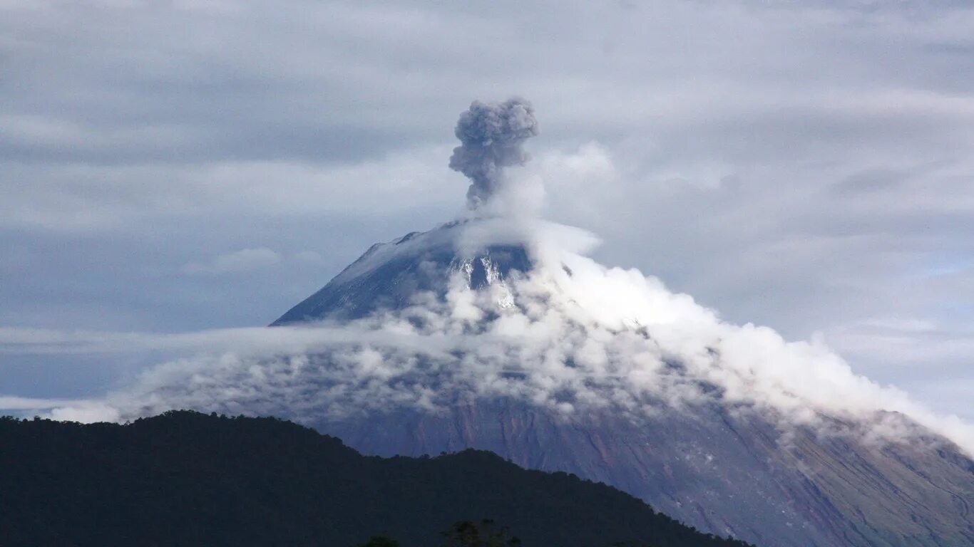 3 самых больших вулканов