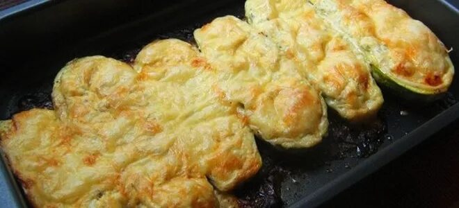 Кабачки в кляре. Цветы из кабачков в кляре. Кабачки в духовке в панировочных сухарях. Кабачки в кляре с соусом. Кабачки в кляре с томатами.