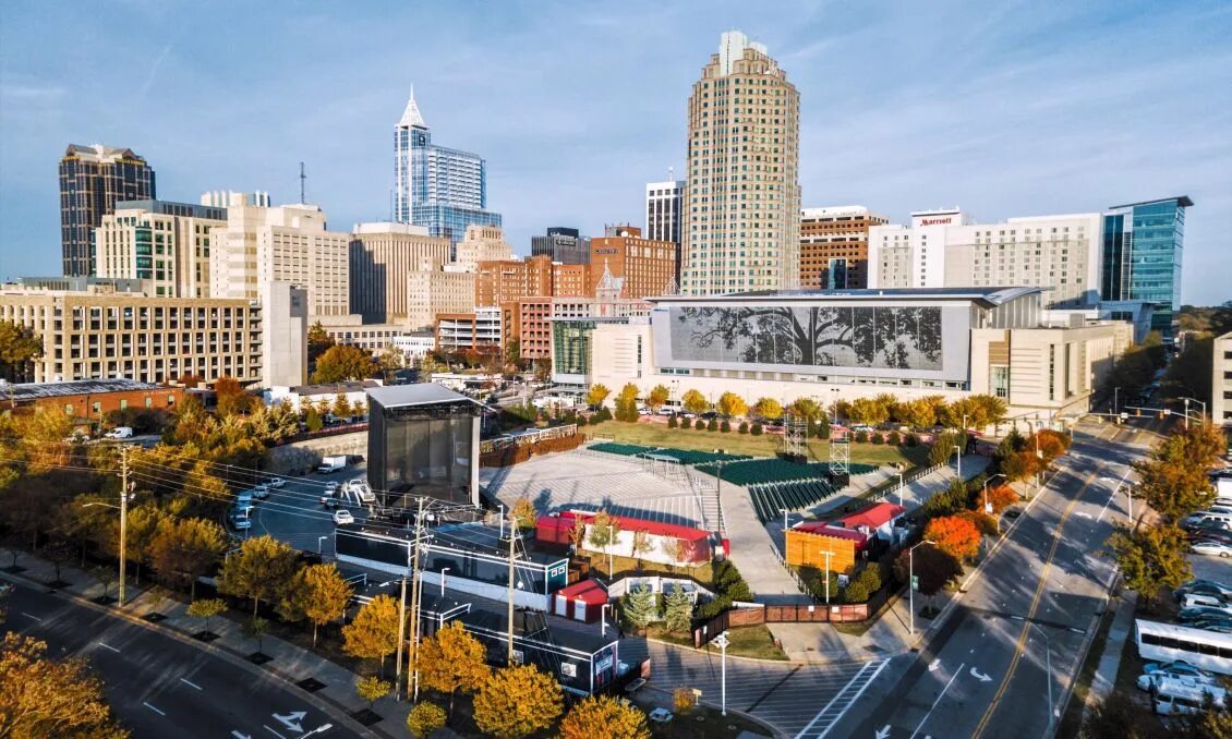 время в каролине сша сейчас. роли штат северная каролина. шарлотт северная каролина сша. квин шарлотт сити. шарлот америка северная каролина.