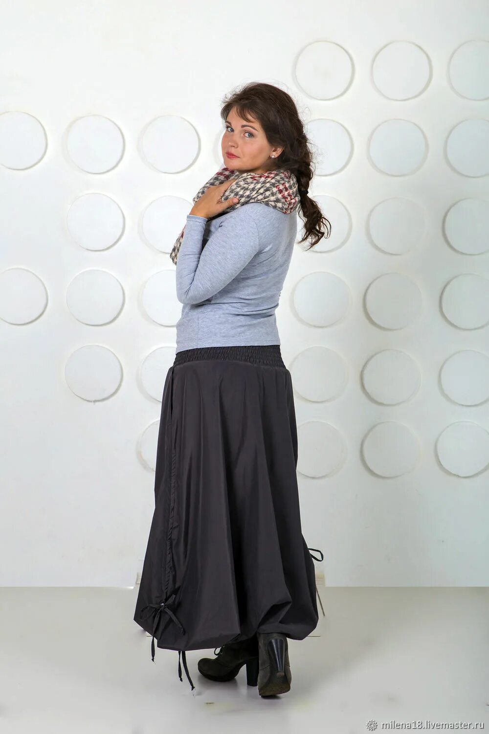 Юбка зимняя длинная. Юбка макси зима. Теплая юбка. Зимняя длинная юбка фото. Юбка зимняя длинная.