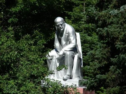 Садовый ленин