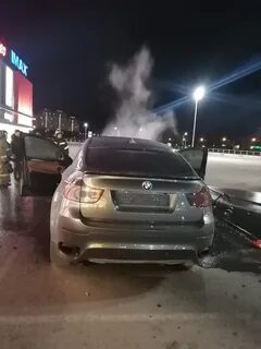 Загорелся bmw