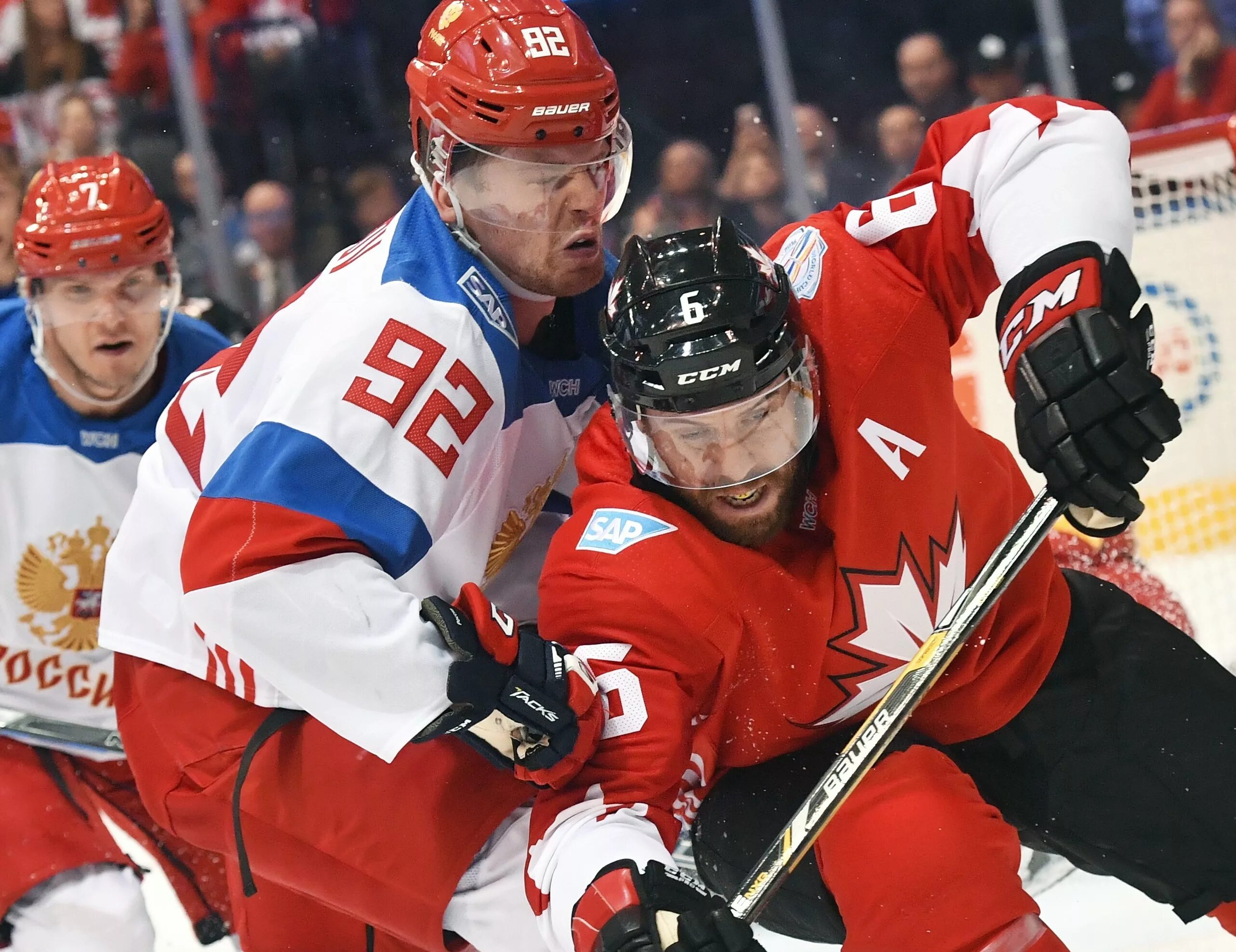 Россия канада все. Хоккей Канада Канада. Брайан Беллоуз хоккеист сборная Канады. Хоккей Россия Канада. Канада против России.