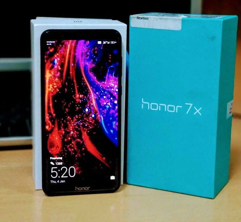 Honor x отзывы. Хонор x7 камера. Хонор 7с коробка. Хонор х7 коробка. Хонор x 7 как выглядит коробка.