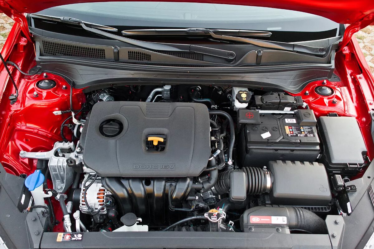 Двигатели киа рио 1 поколение. Мотор Киа Церато 2 1.6. Двигатель Киа Церато 2. Двигатель кия Серато 2. Kia Cerato 2020 2.0 двигатель.